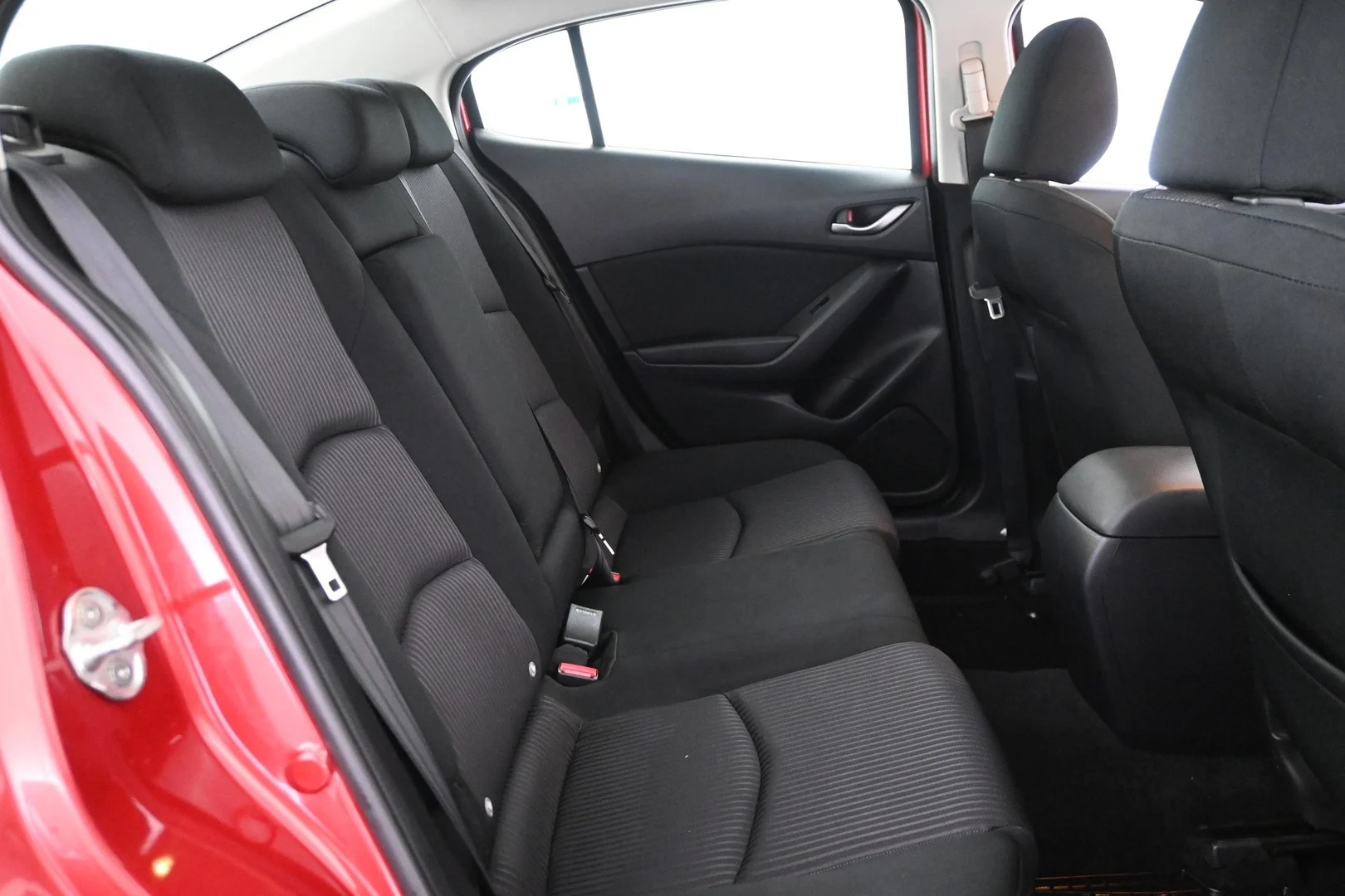Car Image - 5XZ61VzRzzrrAW4xg8Z0GN