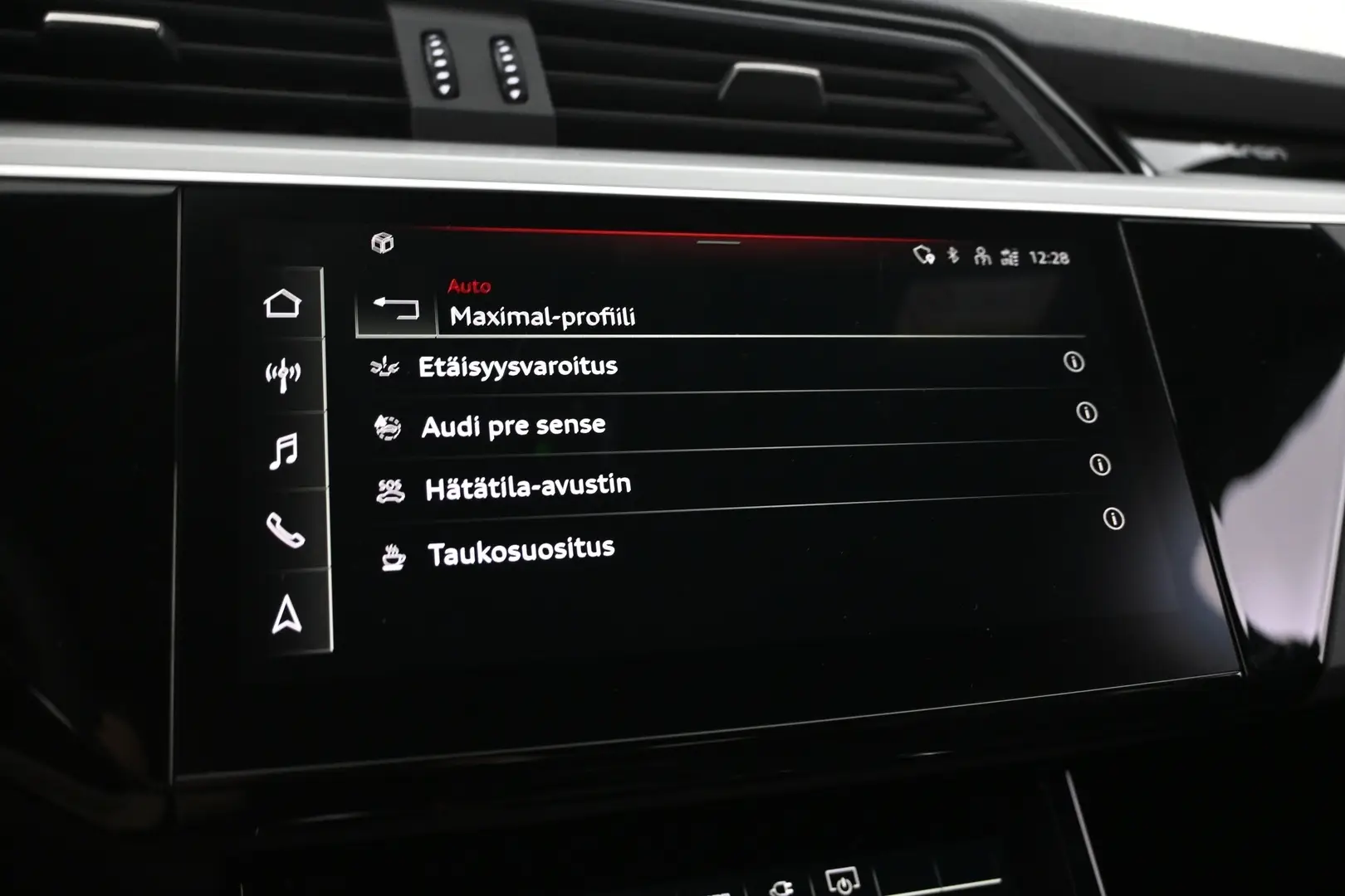 Car Image - 2LU8zTURWrBpoe0tWrrnM1