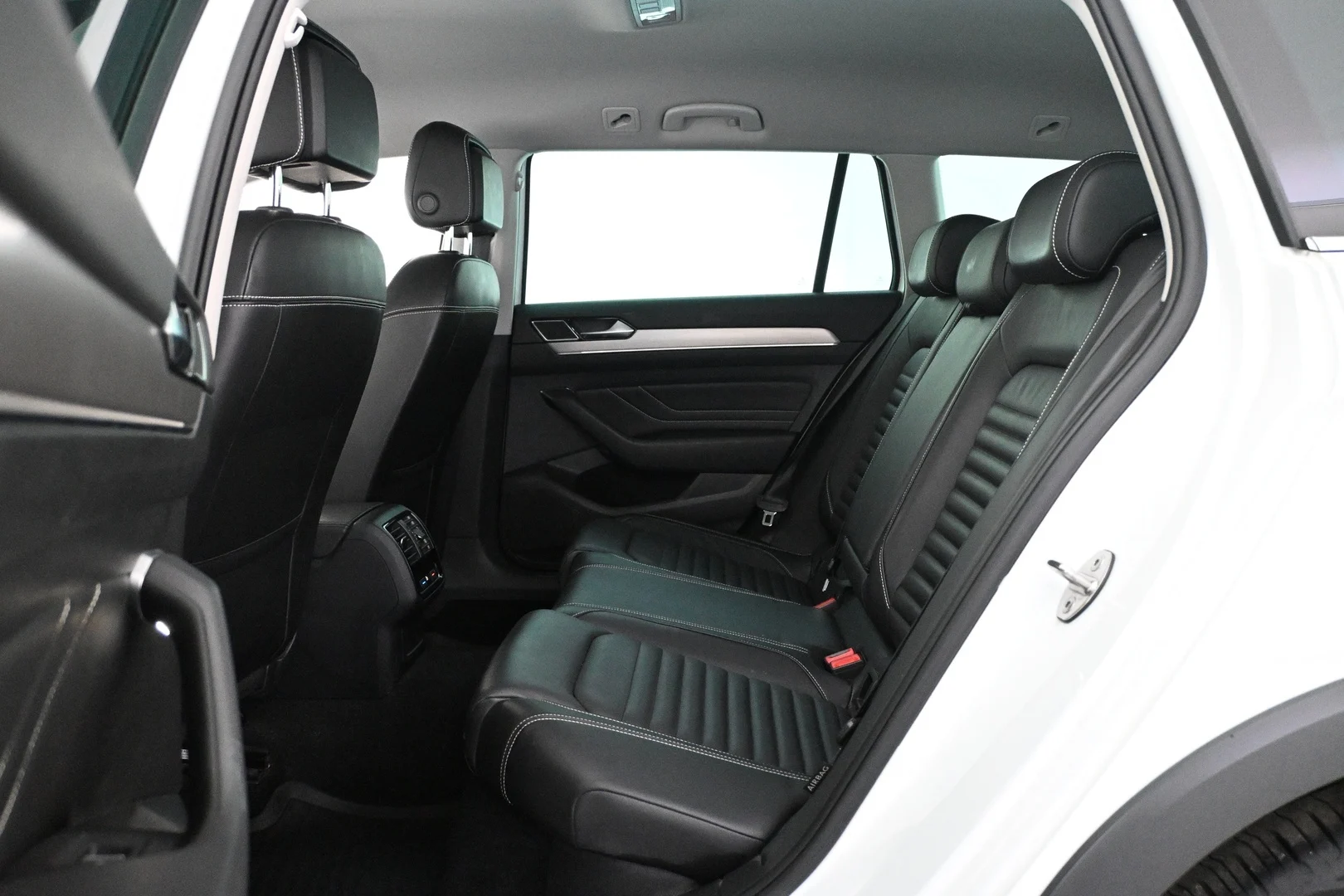 Car Image - 1tMjXEj7oNsXkSK2zGmW8z