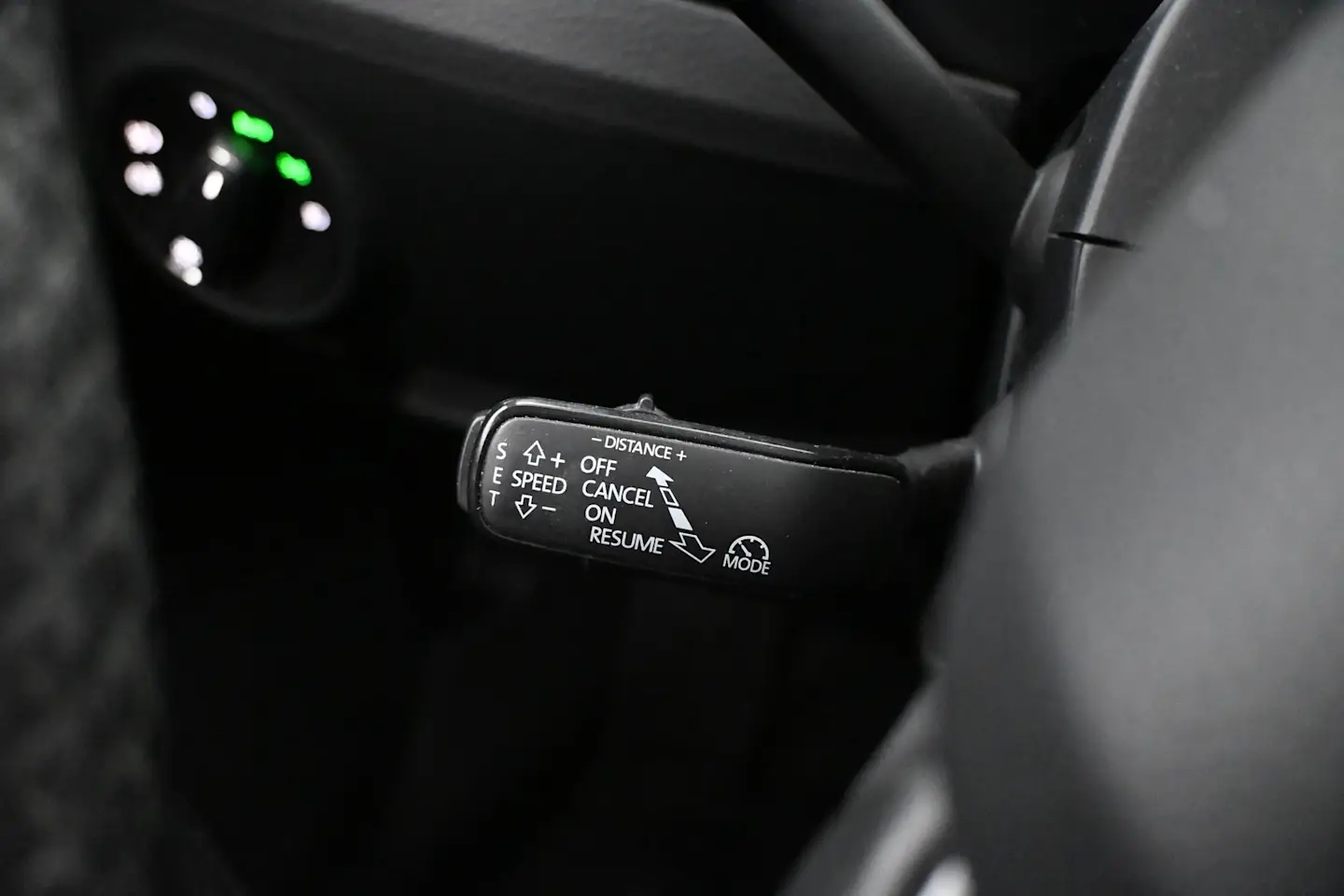 Car Image - 3t1loH9DVwnJhiaGlrKO5c