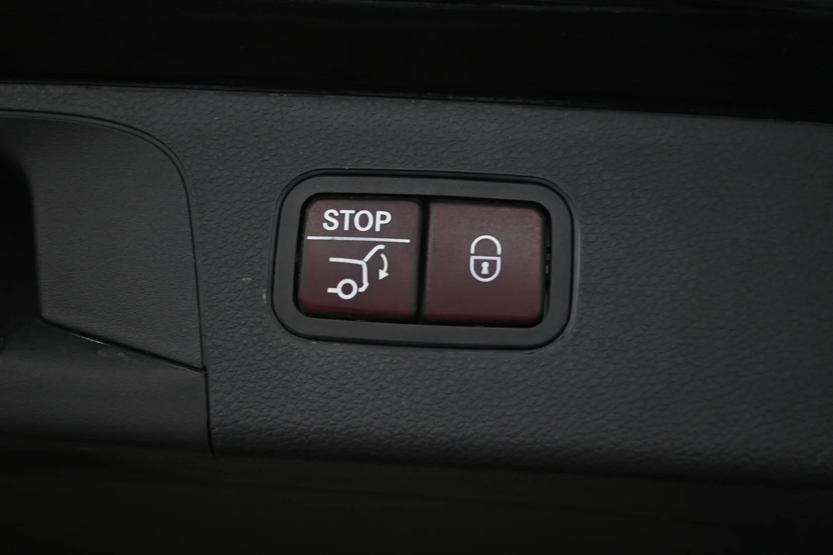 Car Image - 4yxdYNvVBIlNGoBeuJRYWy