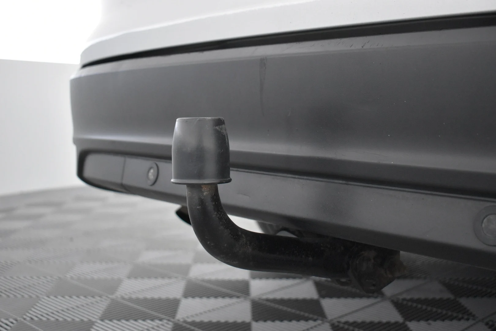 Car Image - nRfjt2tLpuJspoQNtoP7c