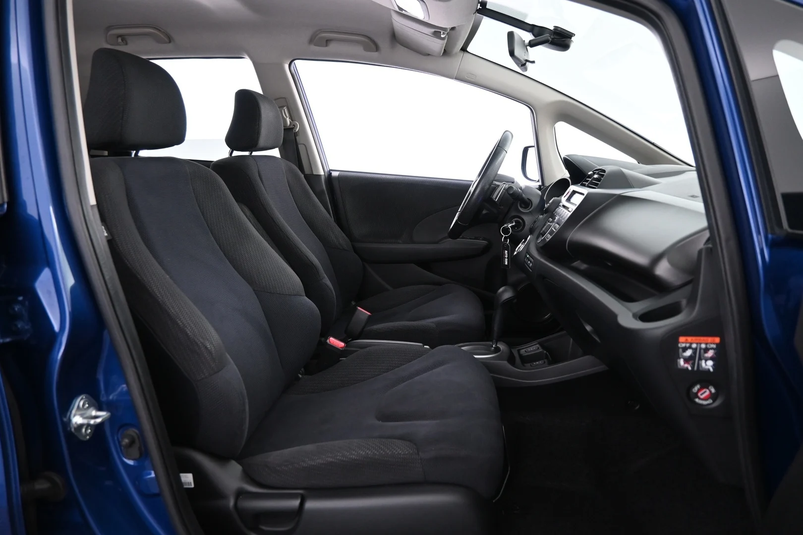 Car Image - 1wUMFmdurX7P7OXQwrZMug