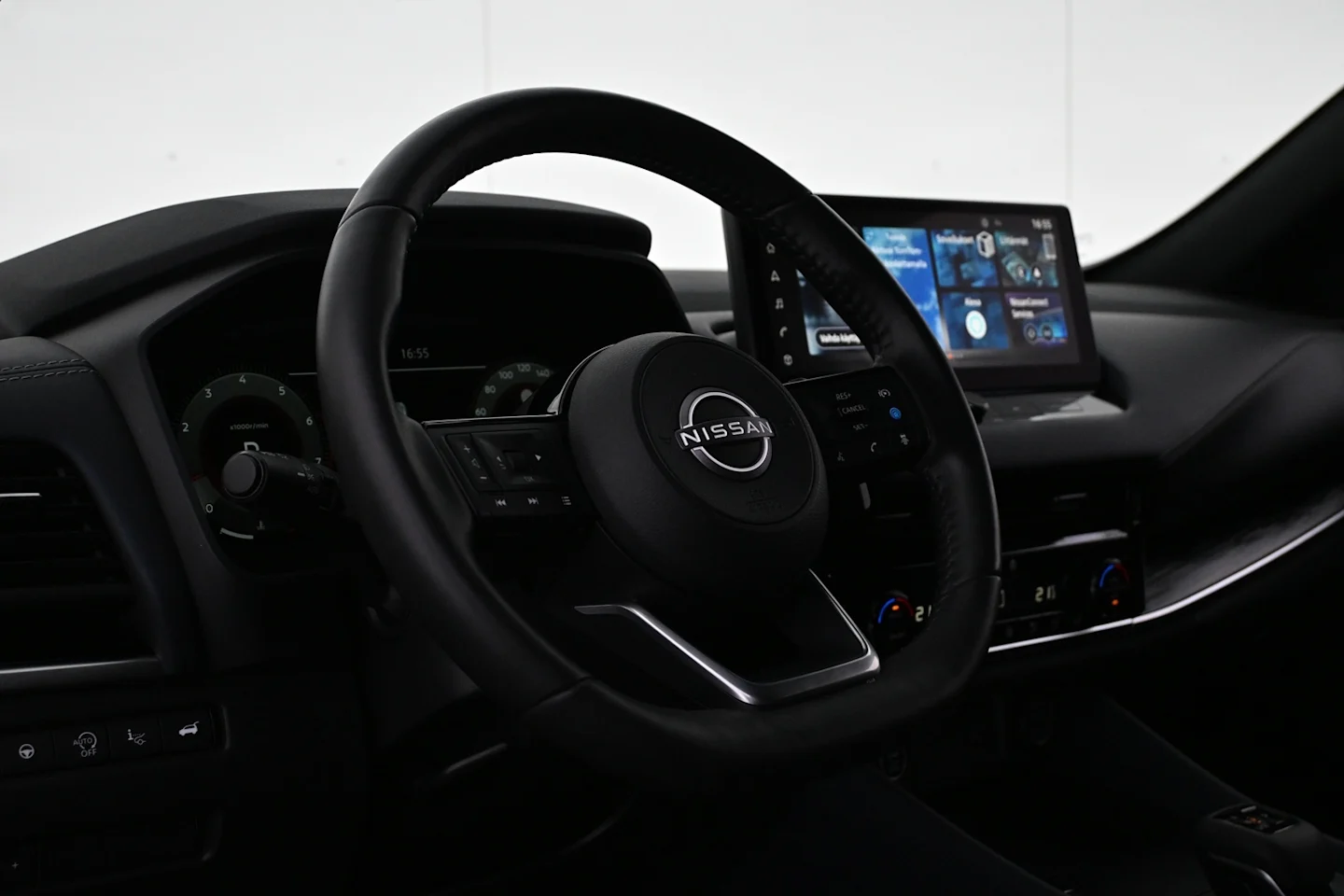 Car Image - 4Q7SagDdJLOwNLMTN8dq5o