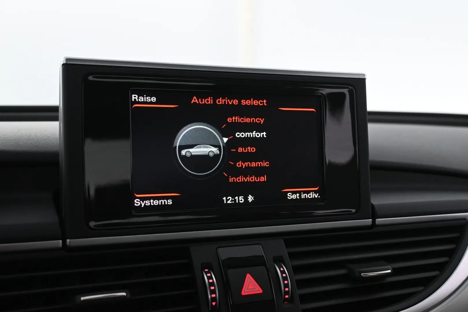 Car Image - 6V11CDQ2tbCqj8EPqGBcCs