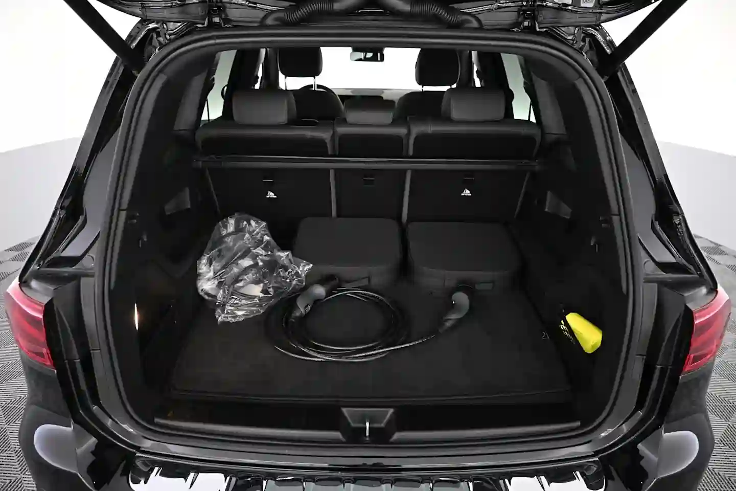 Car Image - 7scKfHGhw6iFxt7nR5FEr0