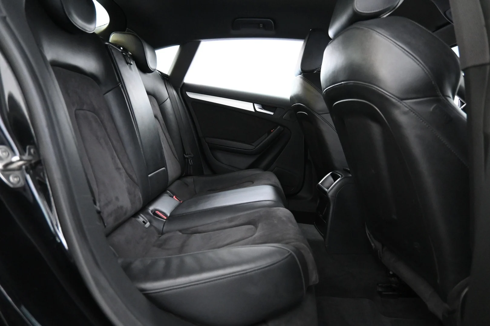 Car Image - 1utT6PNkyBtMgiAqNSrJUO