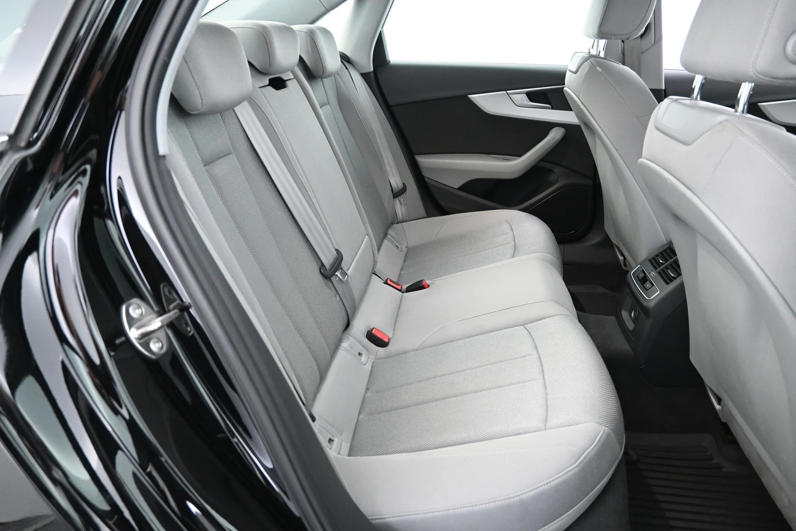 Car Image - 47bzM6jT7DeDvBLz4k9DwX