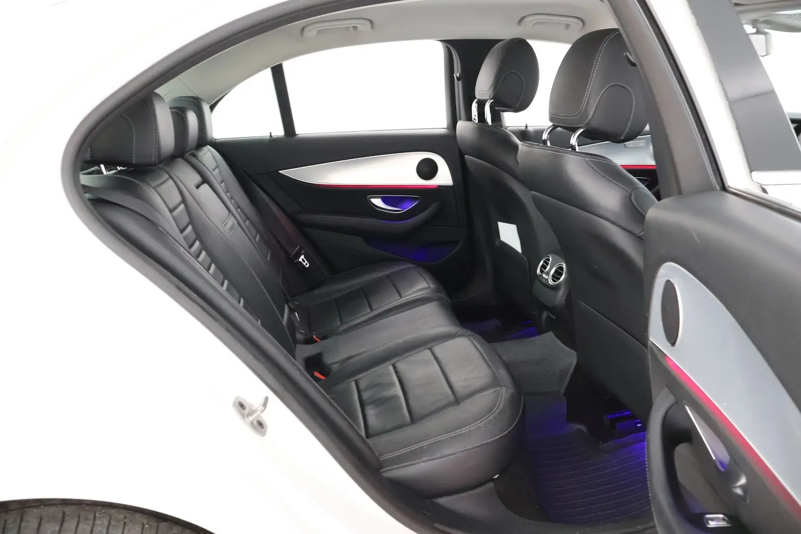 Car Image - 2OS83CCrhTjmdkDiHs4hvc