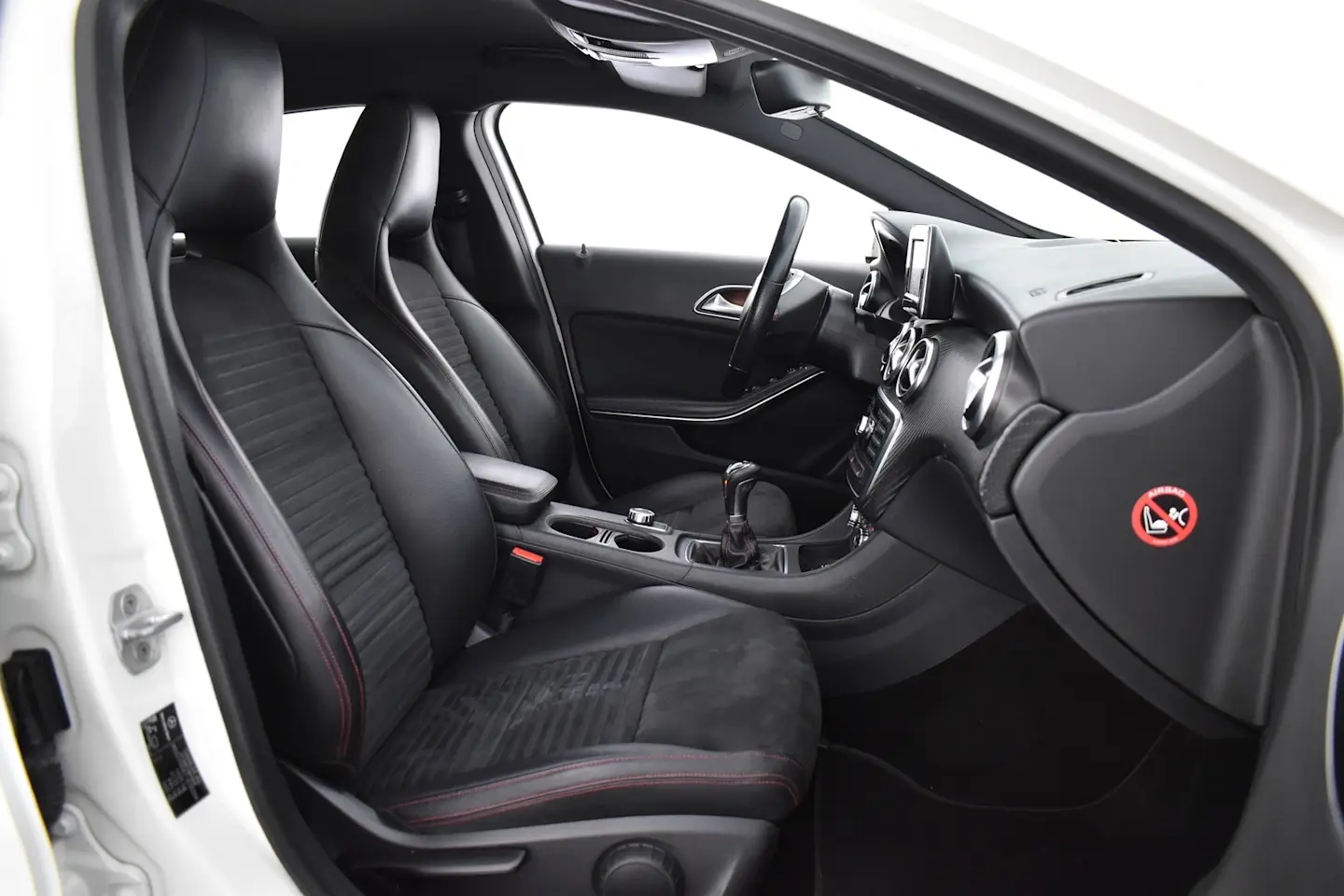 Car Image - 5mWBwxLvBokE5qA2UmRNis