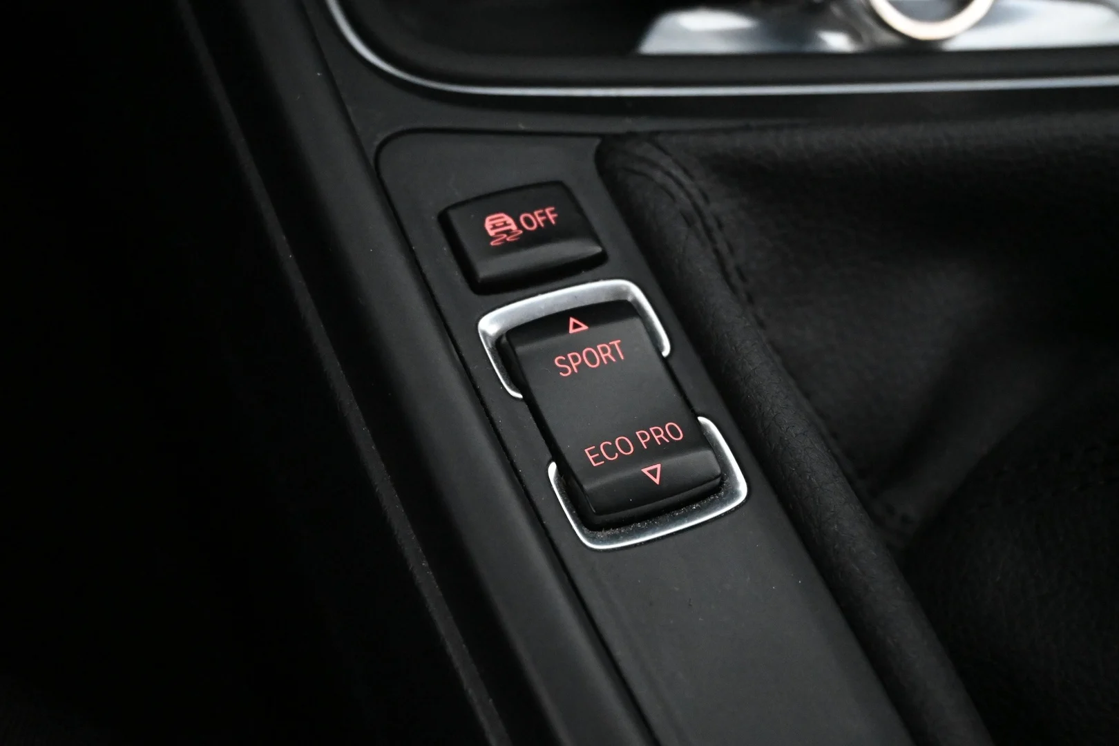Car Image - 4Bc0s4E2oELbozfgWPtjBP