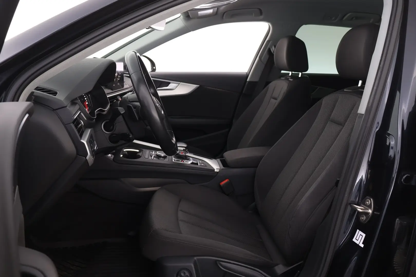Car Image - 6bvUYXOuhrvwELjwrq4LO0