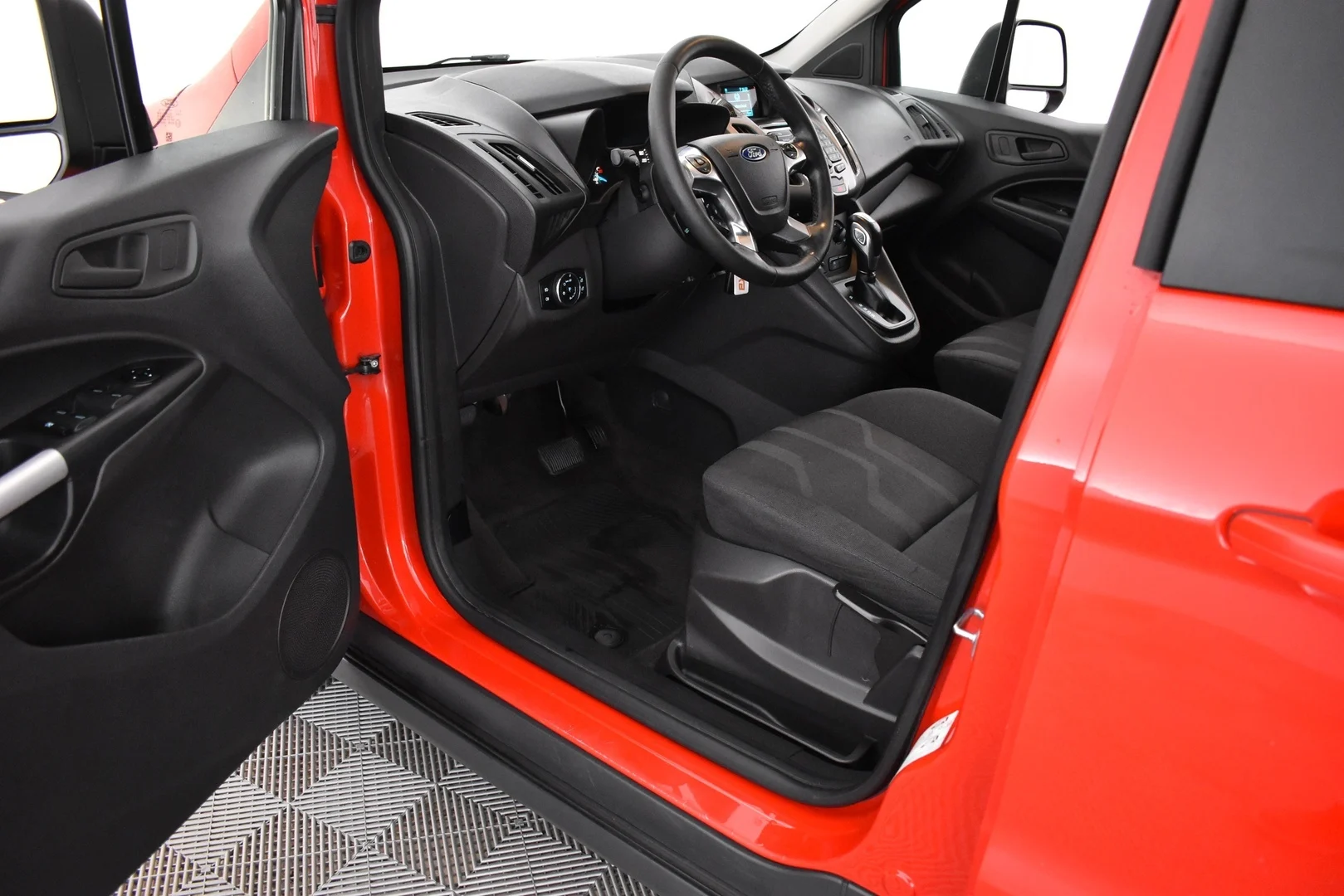 Car Image - bJVRiL4dlvUg3sm0Oyk5k