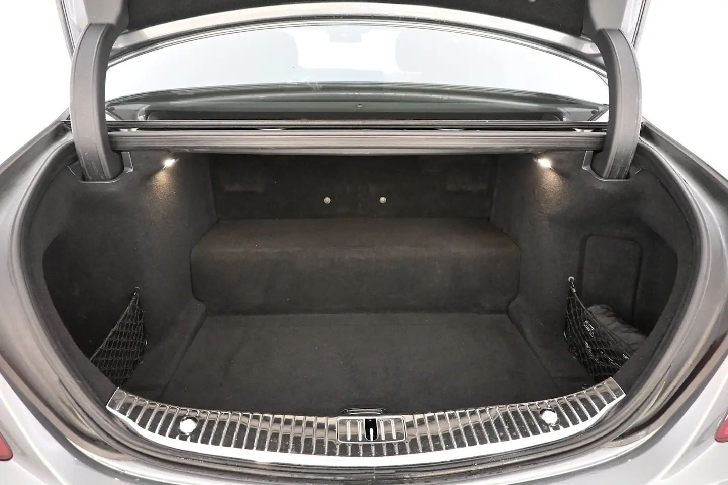 Car Image - 3U1zI9cXg12rbPdq04SogI