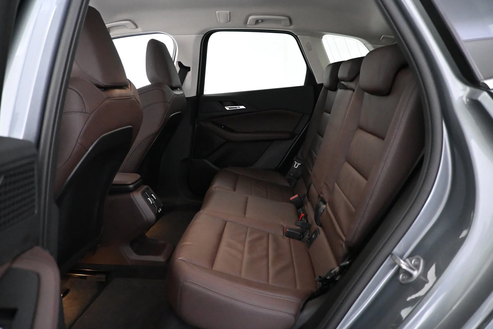 Car Image - 3gIi03tn3xNYjgjMKSAY6x