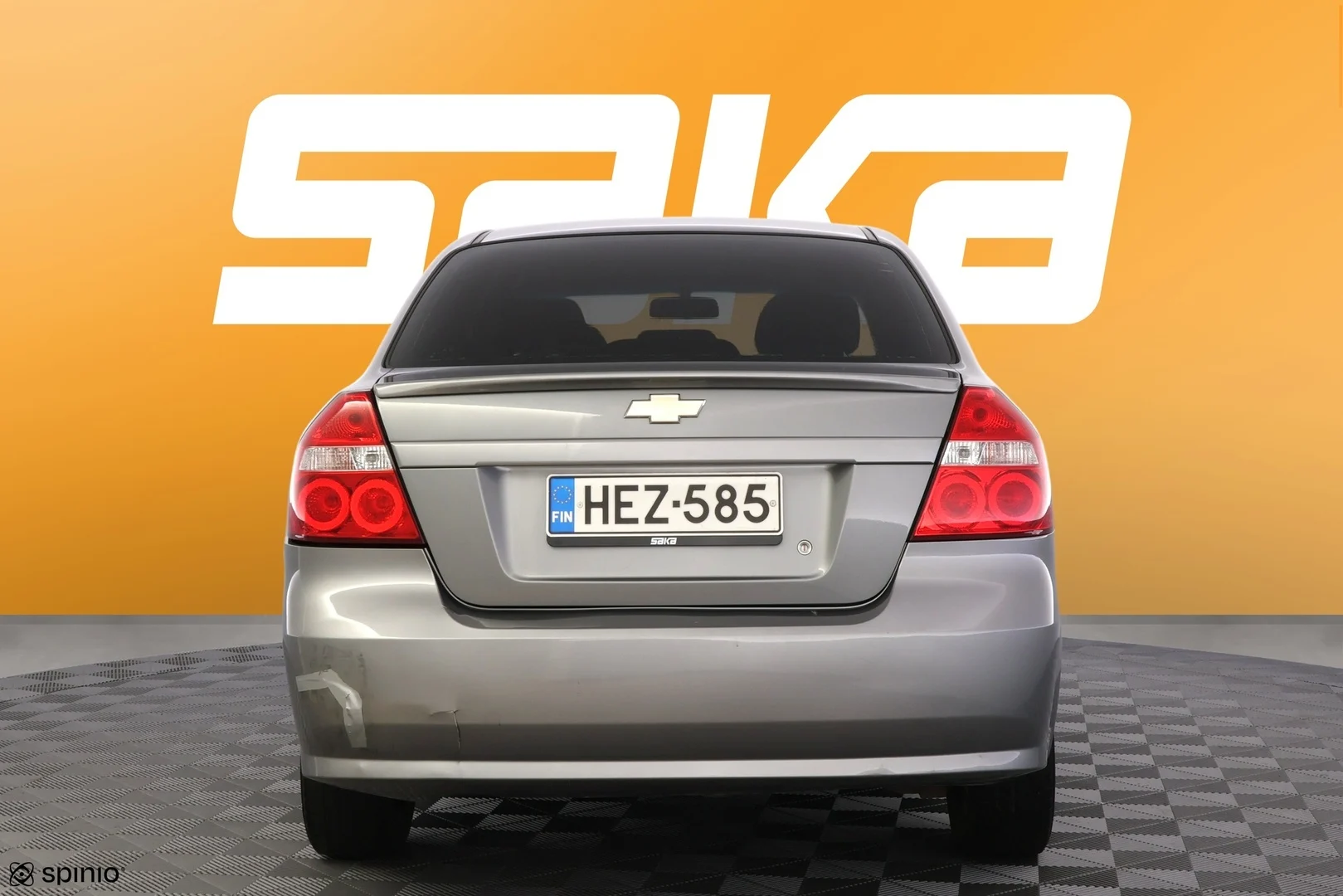Car Image - ur4hAXAnSfFEvDfdcWXtB