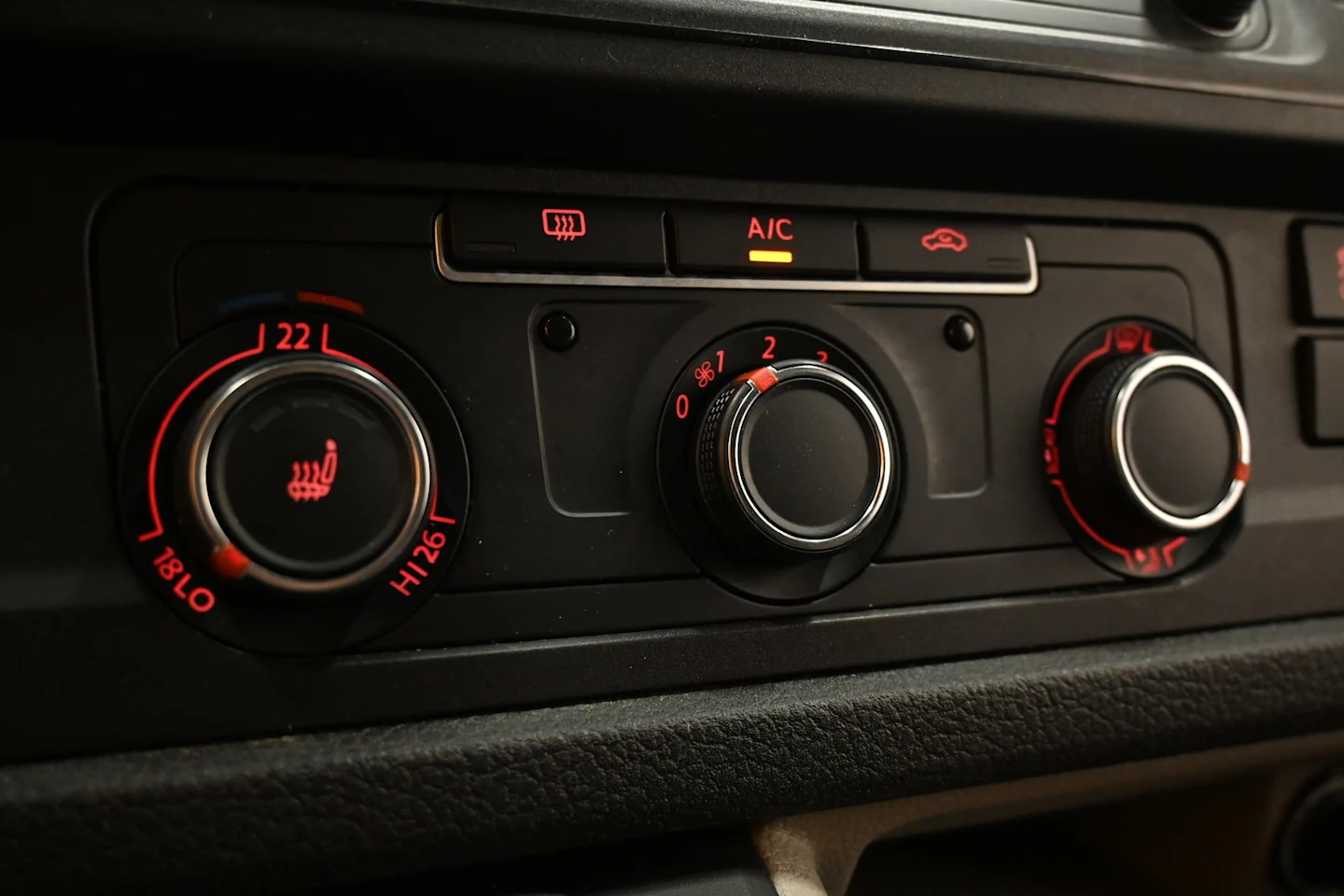Car Image - 1poNFsisIJJ7I3ISqo2et4