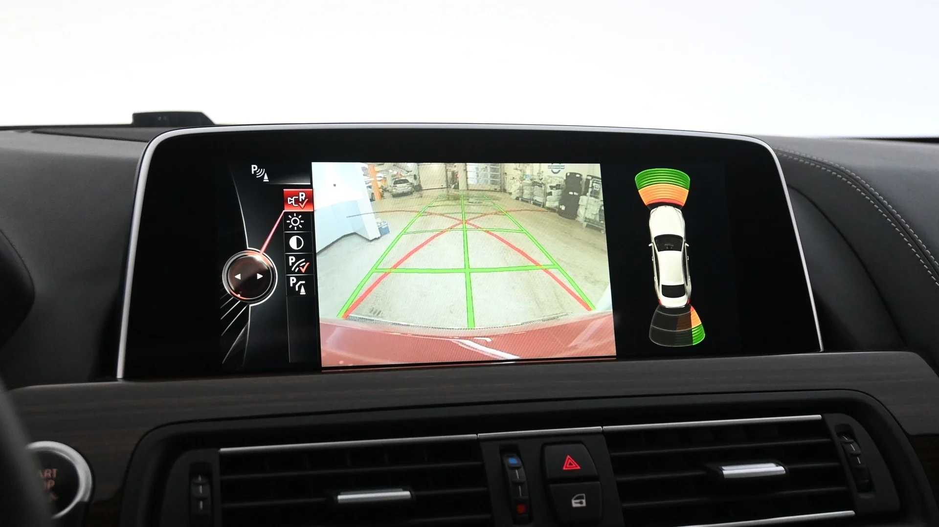 Car Image - 7LdyuK812kDRzoSNNe7OPS