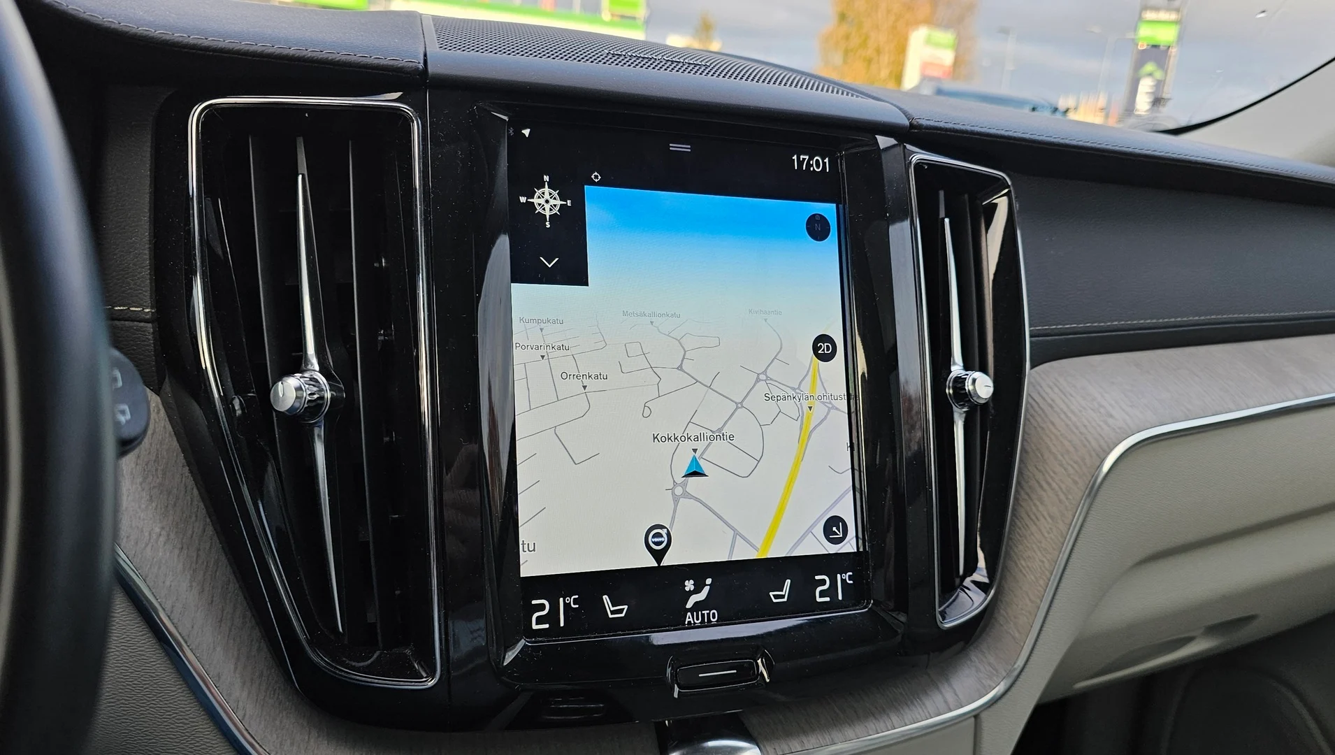 Car Image - 6IZSjjX0oA9OgaMk56g7kd