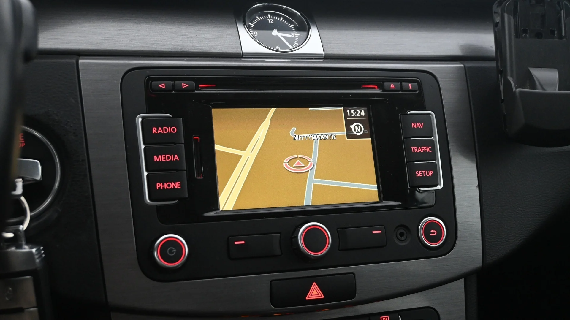 Car Image - 38GROhHzXZXUpXnC1DGRKk