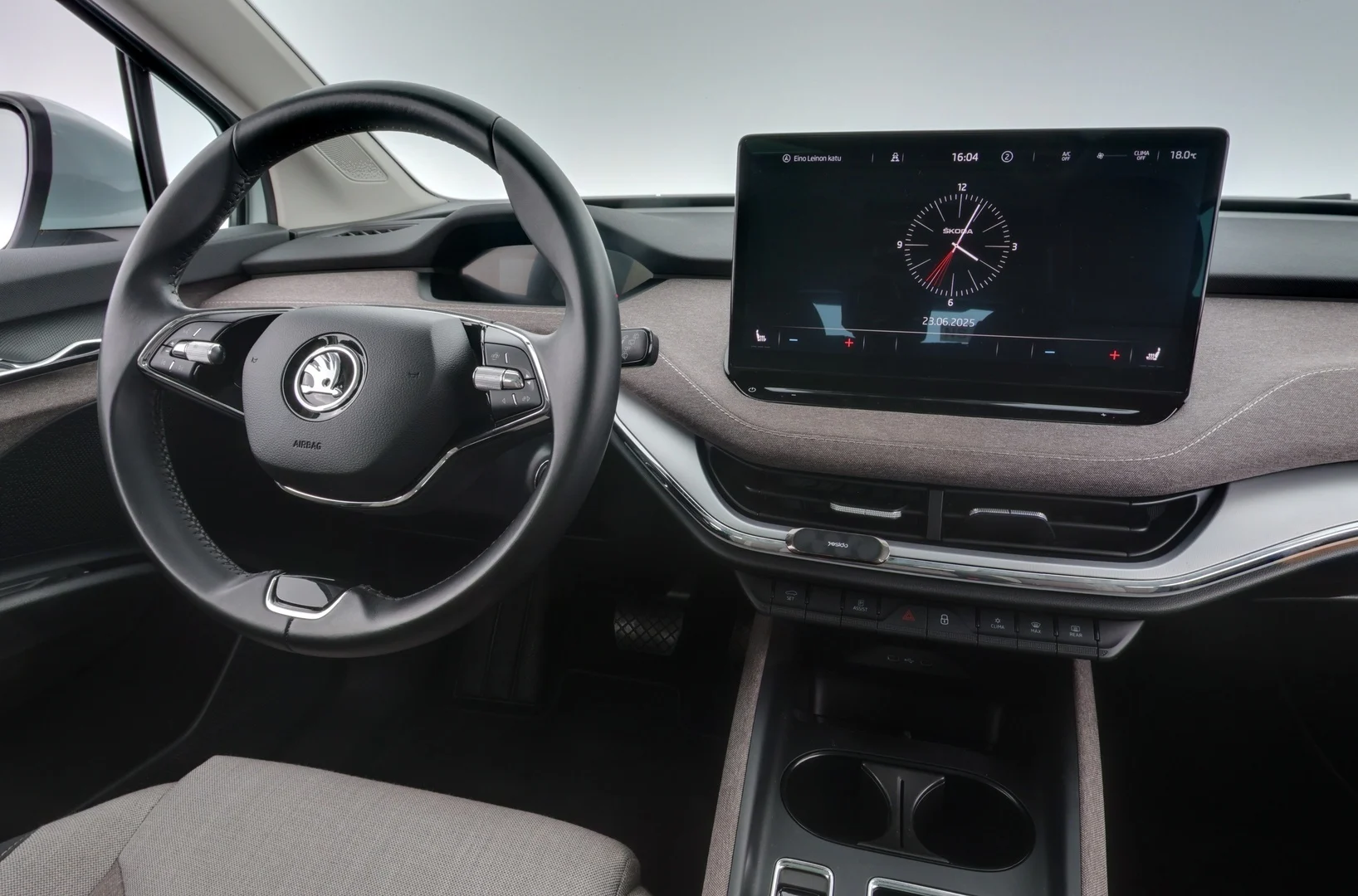 Car Image - 2u9giQqXkxyRvR6RnudEm8