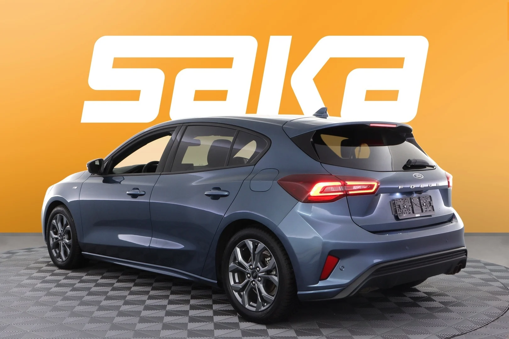 Car Image - 4yzNQ7GJyUKefzv8hDNxJE