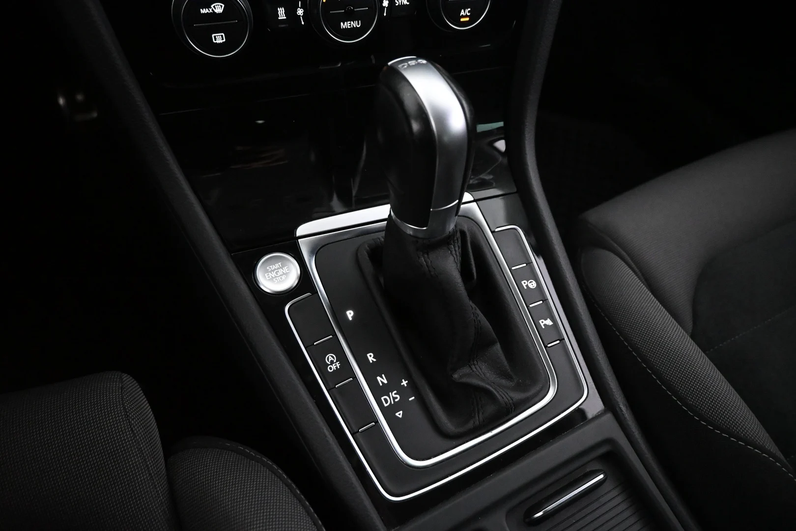 Car Image - 1MqrytyXEMK9Y6rNTHDs3x