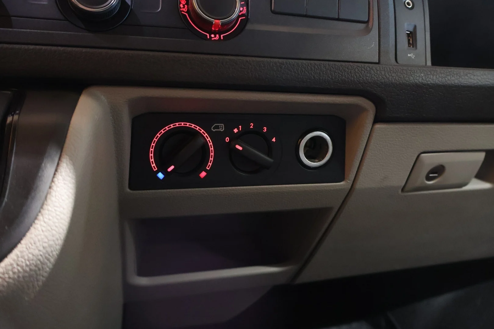 Car Image - 1Edraztgge8INnCCDYbMo8