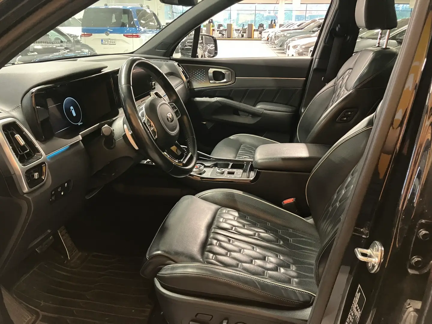 Car Image - 3Ql5orwO6veuCumUL6YmZj