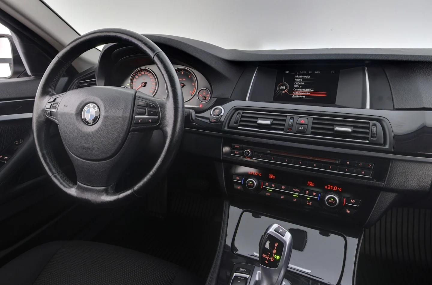 Car Image - 1u9MWJVRfTEb78Ipej3wOb