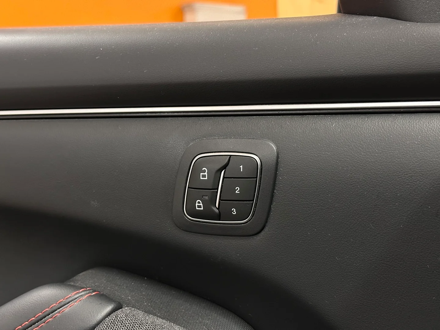 Car Image - 1phjQk5Q2Z4nsRfi5YADt6