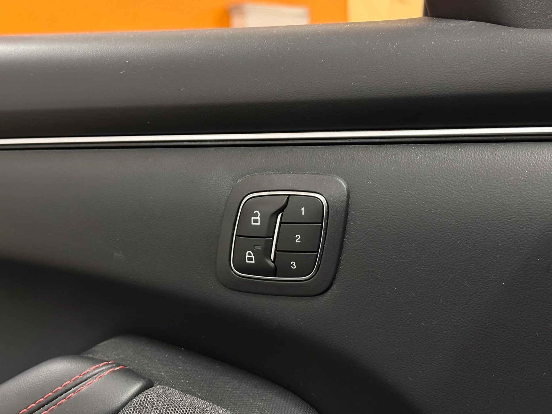Car Image - 1phjQk5Q2Z4nsRfi5YADt6
