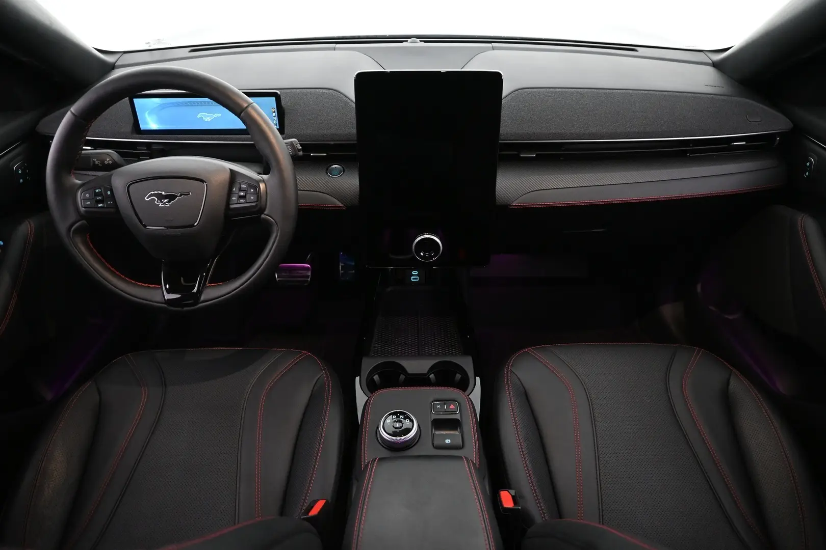 Car Image - 6zzmsRSfkPCSQBB1kweX1z