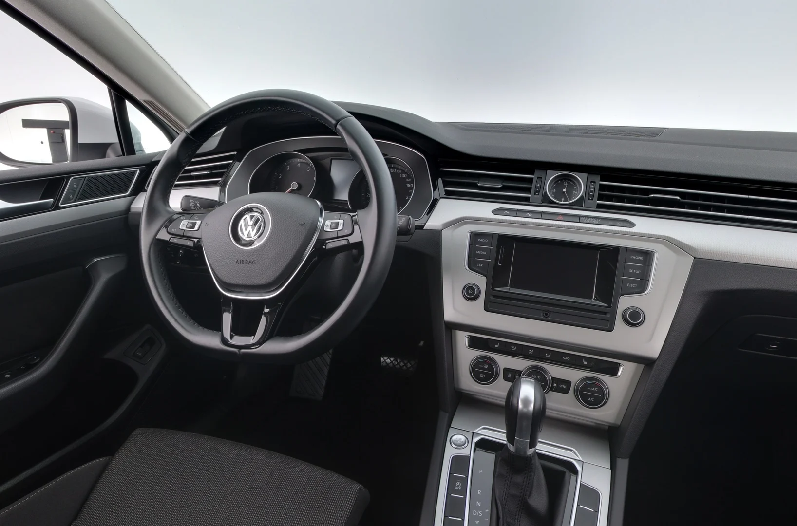 Car Image - 4nzwQsHx9X7l8ZrJFCklr8