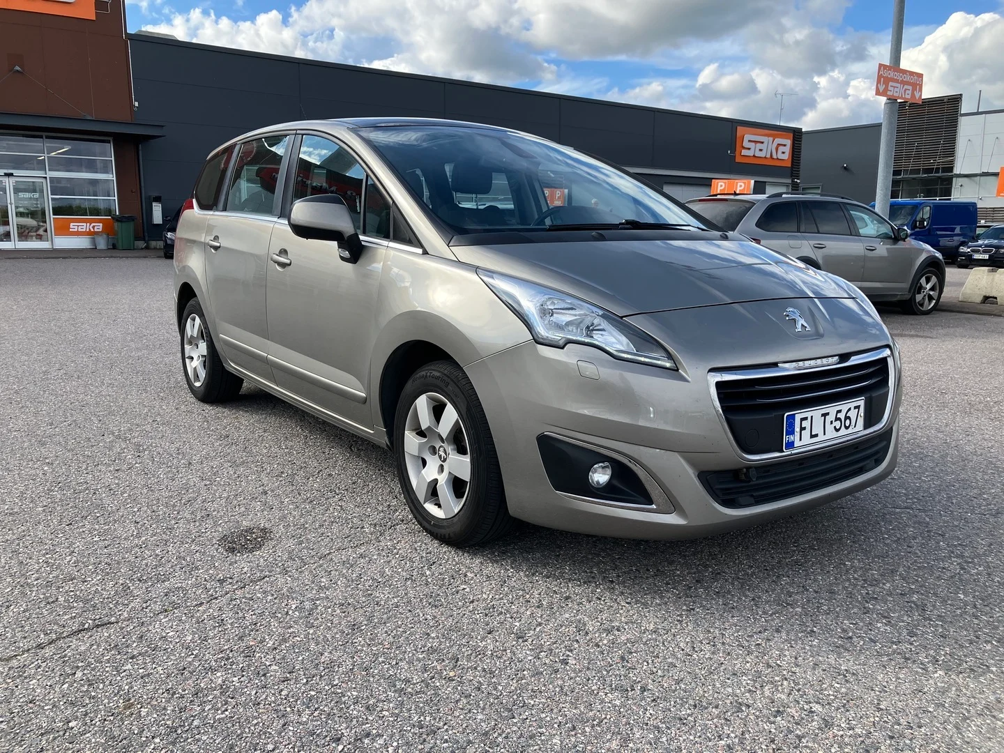 Car Image - 5khnkU3HSkX2Bd6o9UazpD