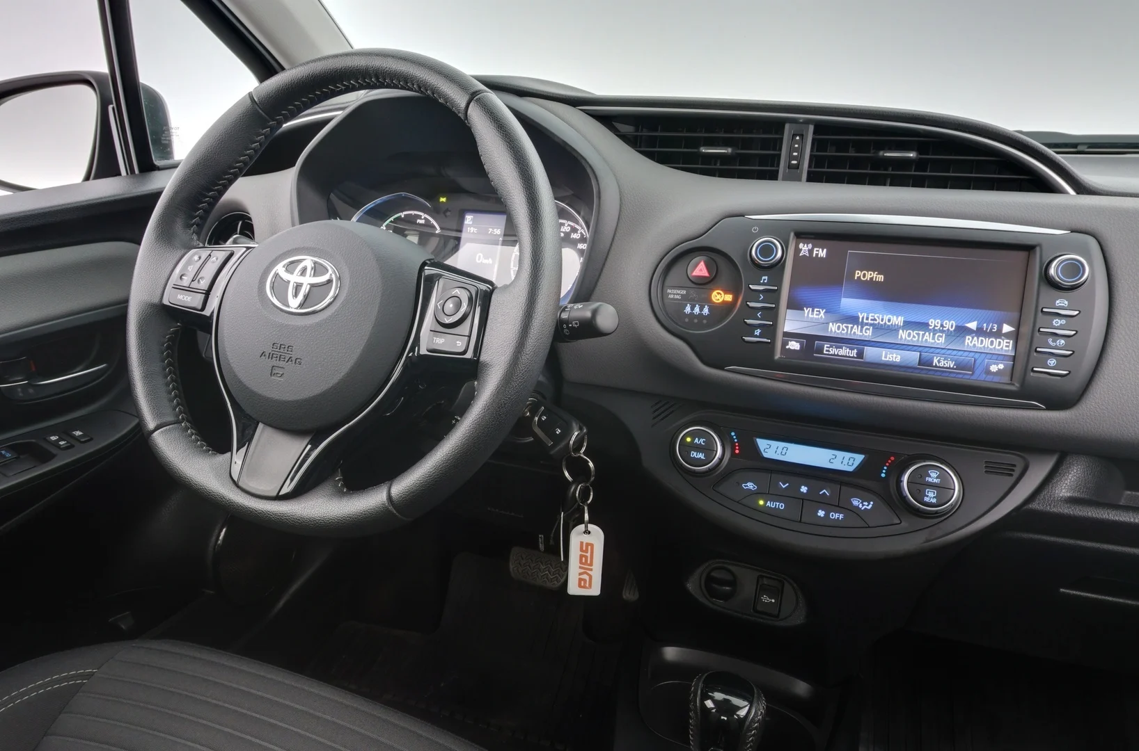 Car Image - 4MFAV2wzDD56o6Xqz7auHl