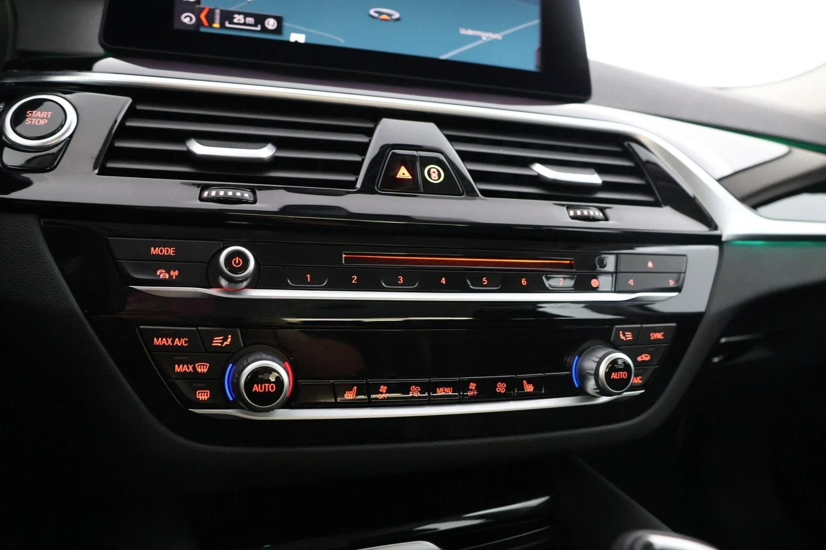Car Image - 1AknwlfV9pHz69FU635m9z