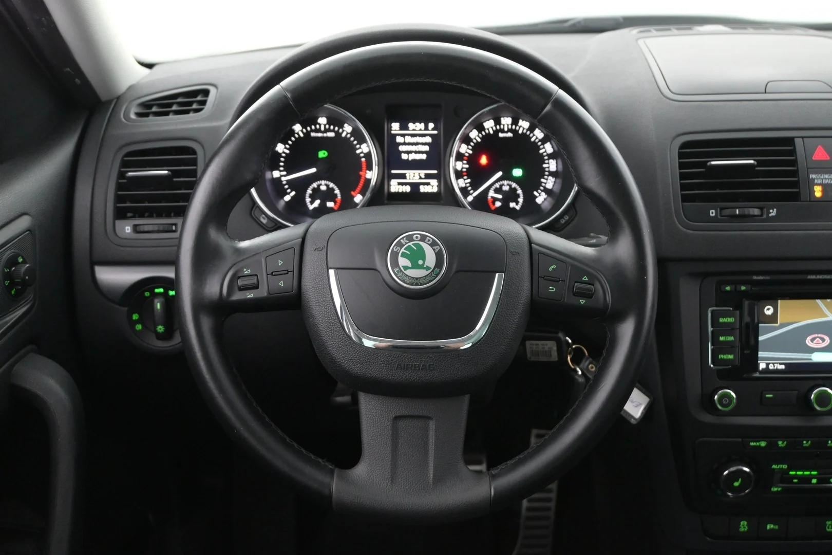 Car Image - 2PC6GuwtsRp4KBxNtkSQeV