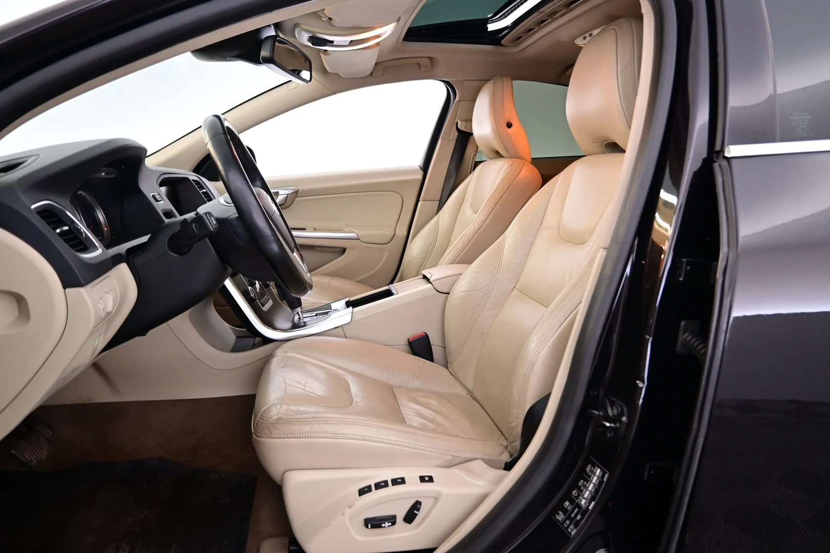 Car Image - 5zNSzg8y088li3l9khBWwp