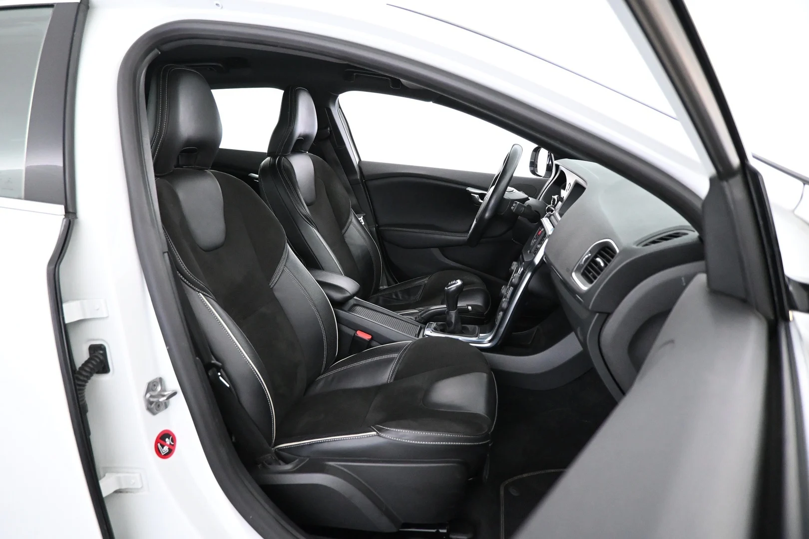 Car Image - LNzkCzCXklhxOcVxVBqCN