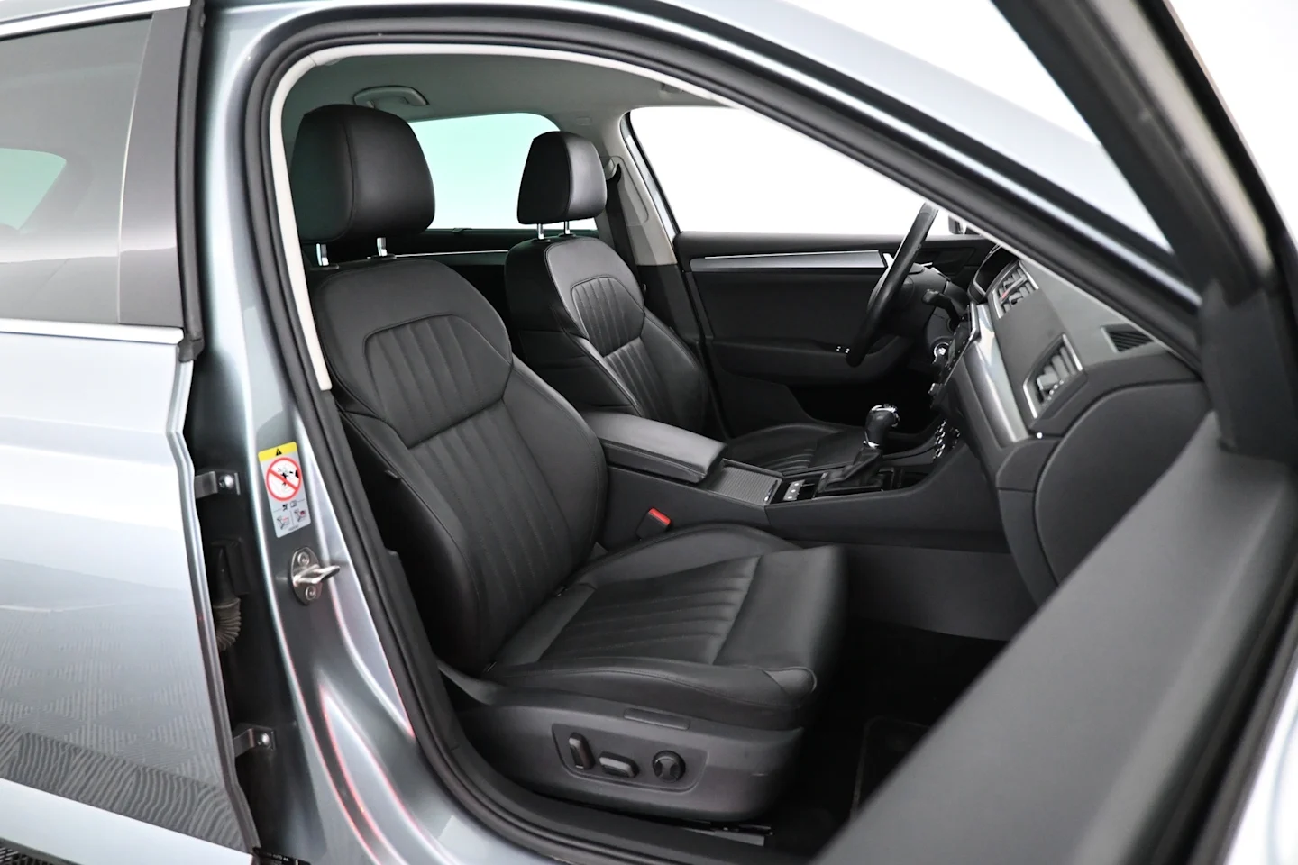 Car Image - 3Ys8Dvk4iLEfbnjJ4UrdPg