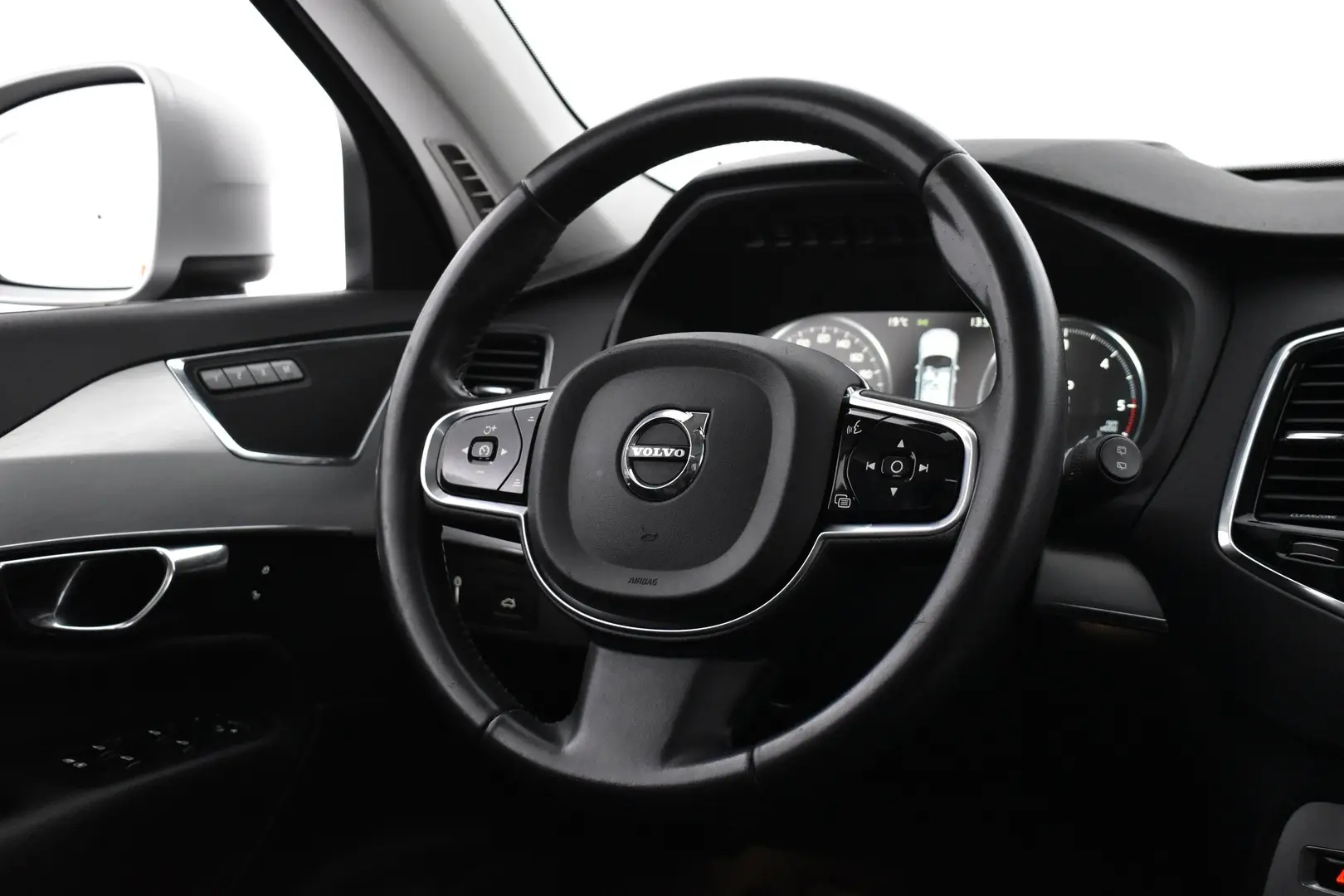 Car Image - 5sUjnwcJHBBmFaS3Ccz7Hq