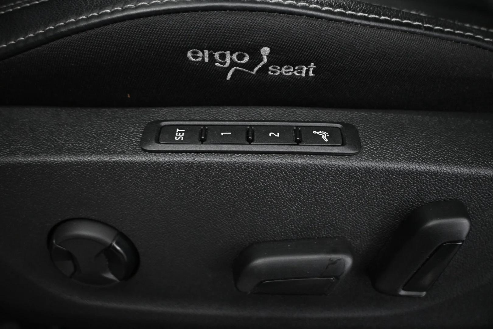 Car Image - 4Fwto4ynIOEyyqM6tQjU4k