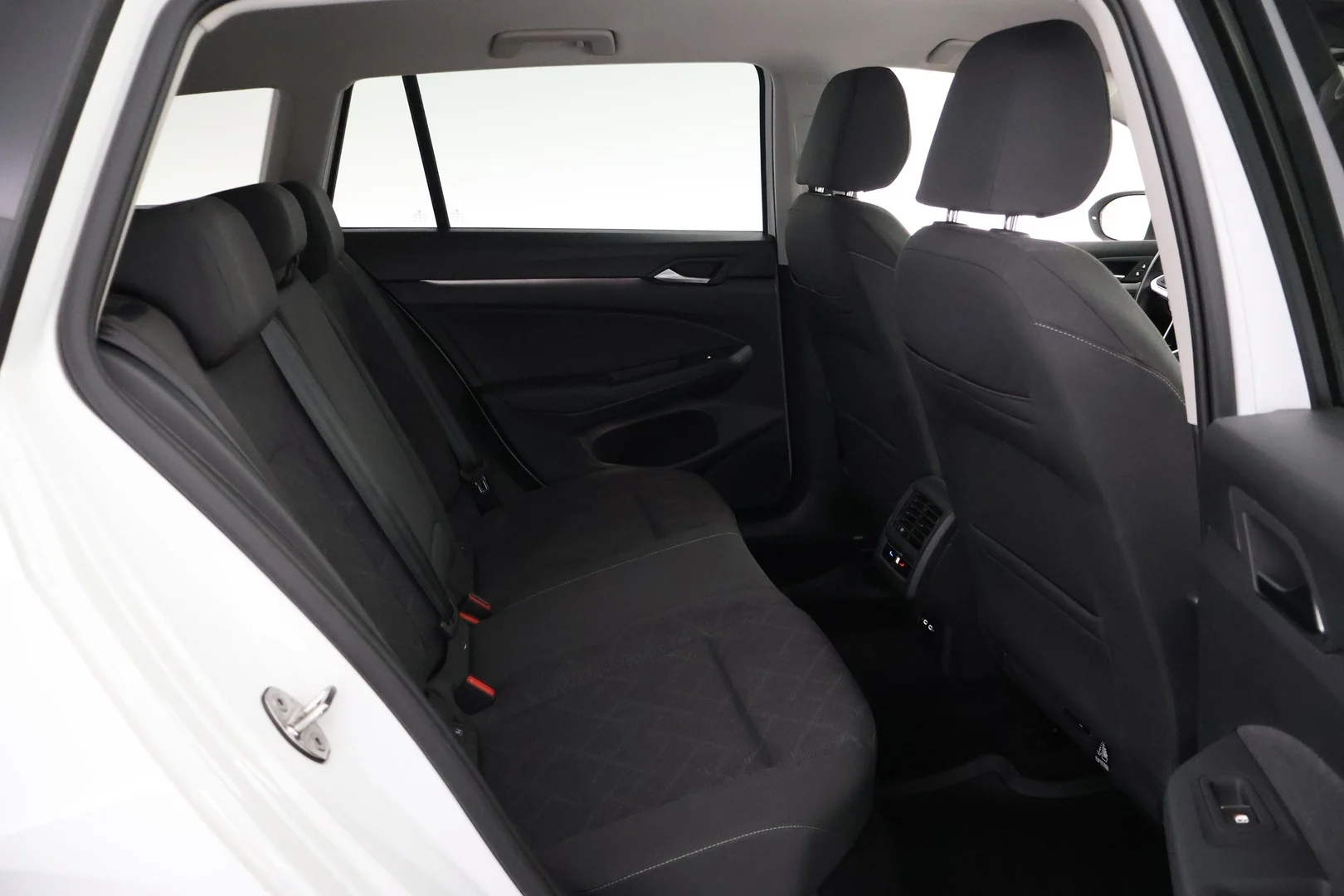 Car Image - PG9LJc3EHU4LJ5c9iq3GB