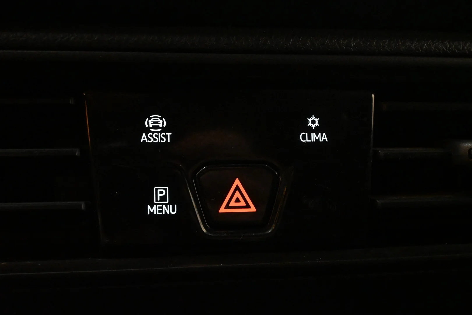 Car Image - 3Eq8y6hGiSxZAMqWzkRJxM