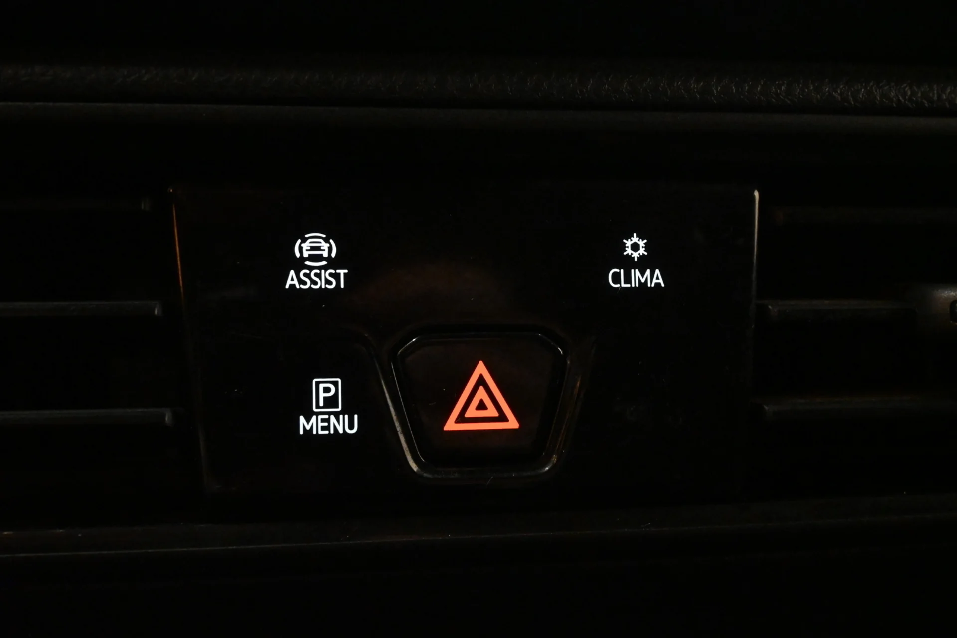 Car Image - 3Eq8y6hGiSxZAMqWzkRJxM