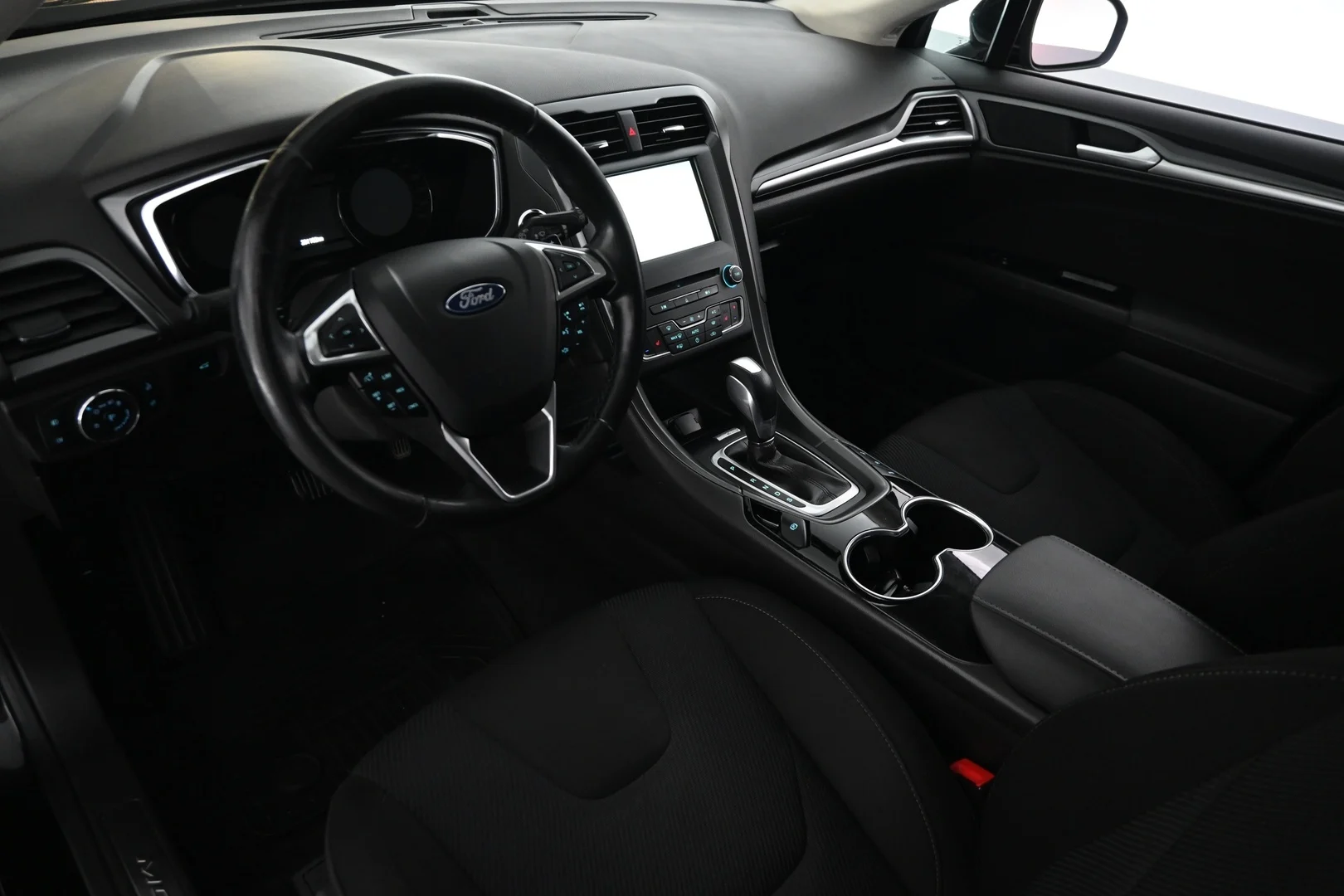 Car Image - 5Oc5zsD5UzJQ9ZnW7aX9uw