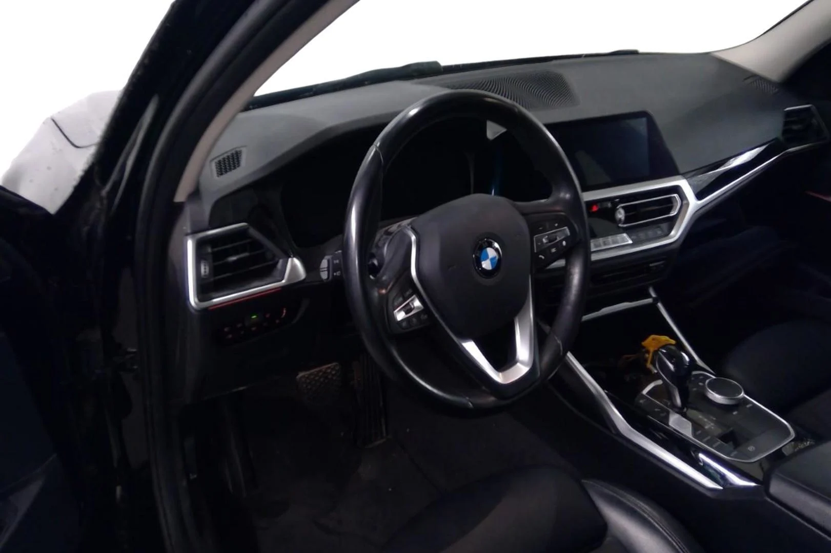 Car Image - 3U9XLDgFjBoHNtZ33JYvBA