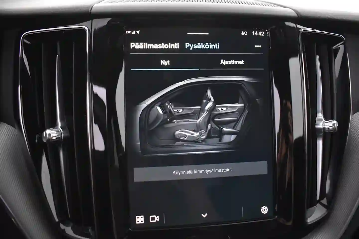Car Image - 2l8zWTFjzxPQ4ene4M9Mb1