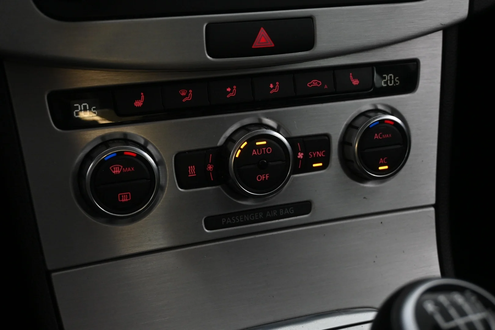 Car Image - 2JeVvryHOLRqGMZWzh7QqA